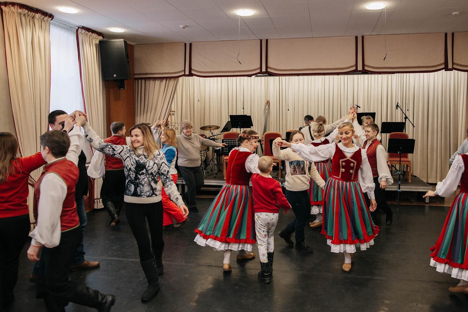 Долго будет Карелия сниться…